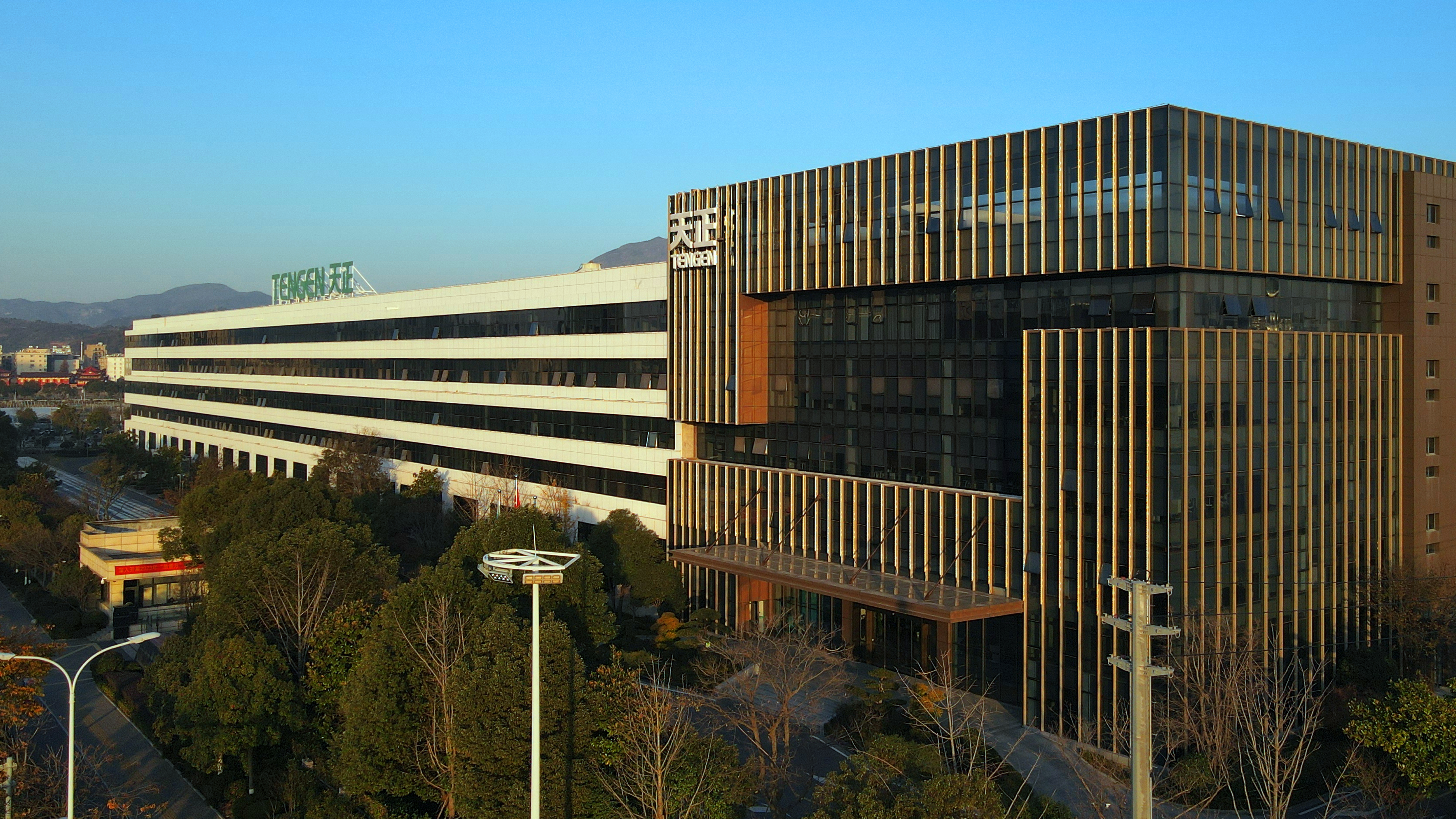 位列榜首！南宫28在线登录获评“最美工厂”荣誉